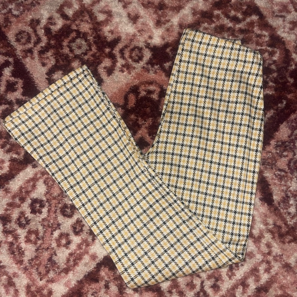 ☆Urban Outfitters Lola Black and Yellow Plaid Kick Flair Pants☆